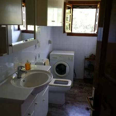 Apartment Efi House *