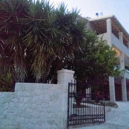 Efi House *